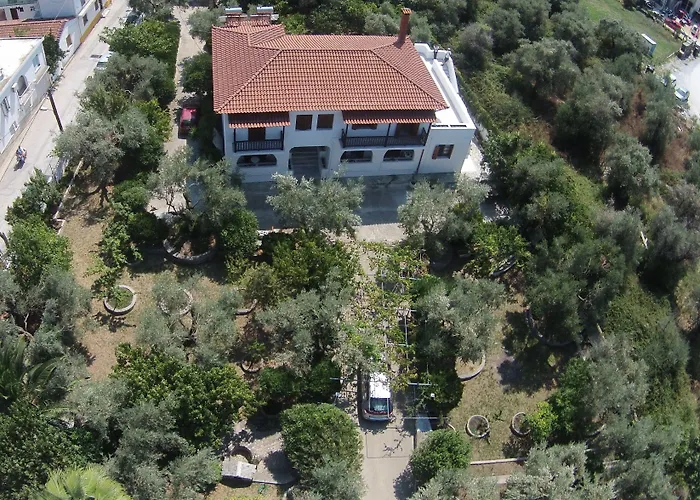 Naftilos Pensjonat 3*