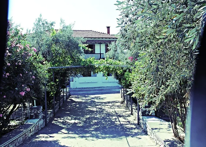 Pensjonat Naftilos 3*