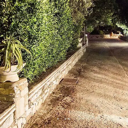 게스트하우스 Naftilos 스키아토스 타운