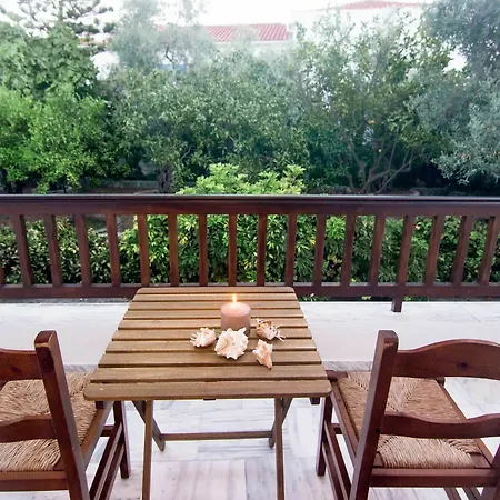 Naftilos Skiathos-Stadt